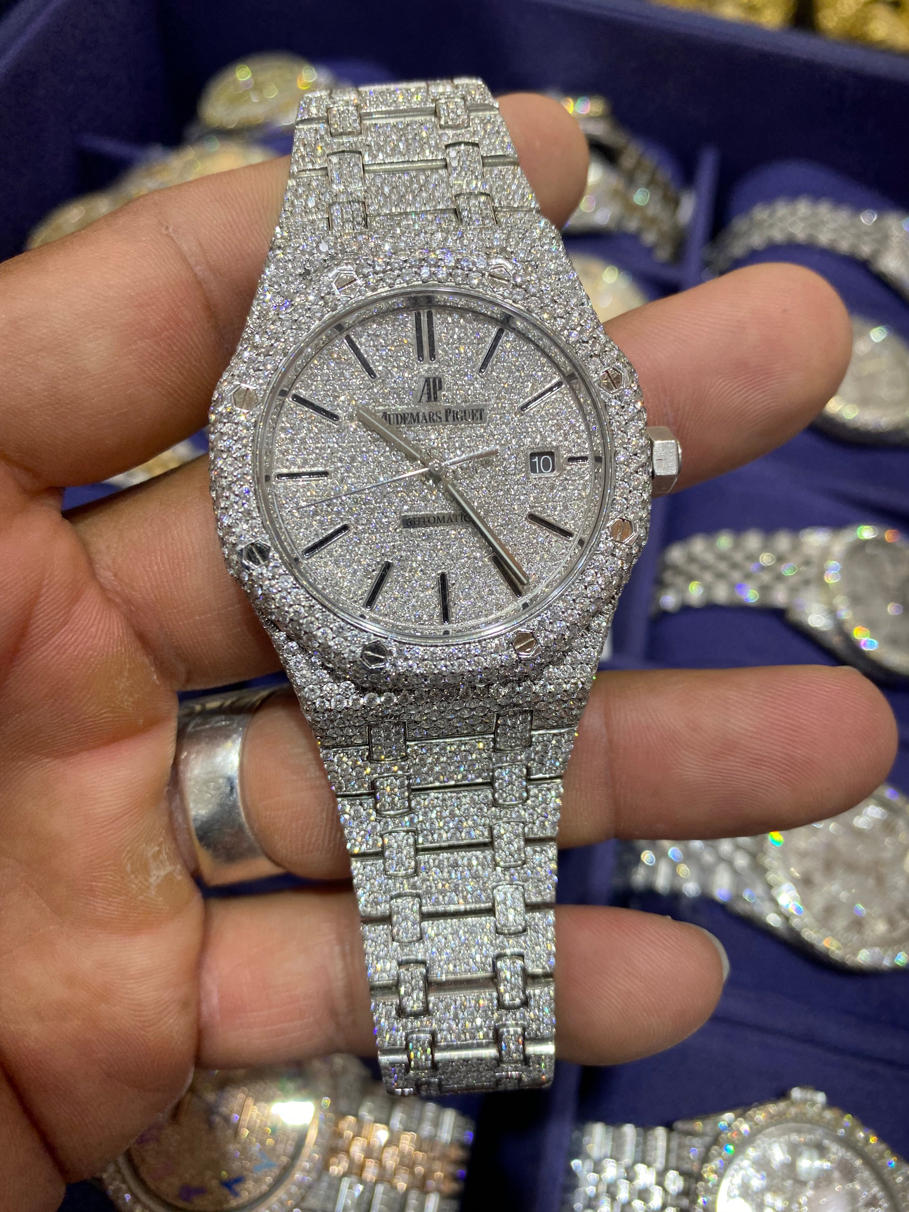 Cheap BUST DOWN AP 42MM VVS1 40 CTS T.W. ICED OUT AUDEMARS PIGUET NATURAL DIAMONDS replica watch